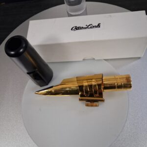 OTTO LINK SUPER TONE MASTER 9* COMLETE CAP AND LIG ,NEW CONDITION .